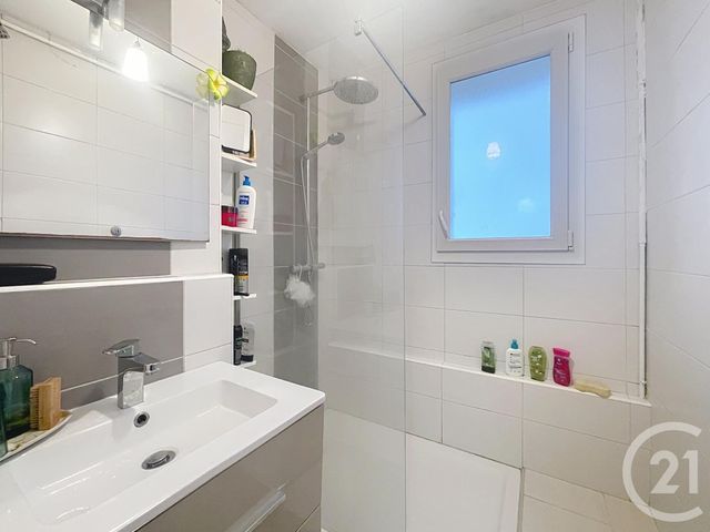 Appartement T3 à vendre - 3 pièces - 62.0 m2 - BREST - 29 - BRETAGNE - Century 21 Associés Conseils Immobilier