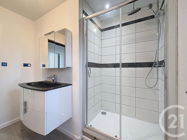 Appartement T3 à vendre - 4 pièces - 71.12 m2 - BREST - 29 - BRETAGNE - Century 21 Associés Conseils Immobilier