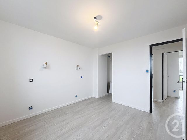 Appartement T3 à vendre - 4 pièces - 71.12 m2 - BREST - 29 - BRETAGNE - Century 21 Associés Conseils Immobilier
