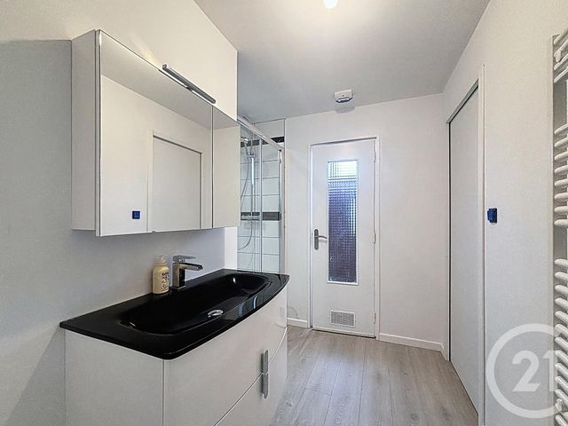 Appartement T3 à vendre - 4 pièces - 71.12 m2 - BREST - 29 - BRETAGNE - Century 21 Associés Conseils Immobilier