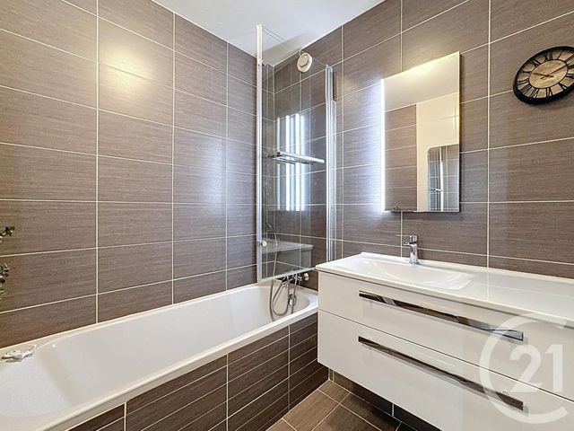 Afficher la photo en grand Appartement à vendre - 4 pièces - 82.56 m2 - BREST - 29 - BRETAGNE - Century 21 Associés Conseils Immobilier