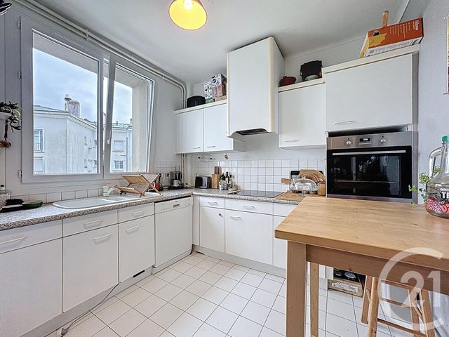 Appartement T3 à vendre - 3 pièces - 69.4 m2 - BREST - 29 - BRETAGNE - Century 21 Associés Conseils Immobilier