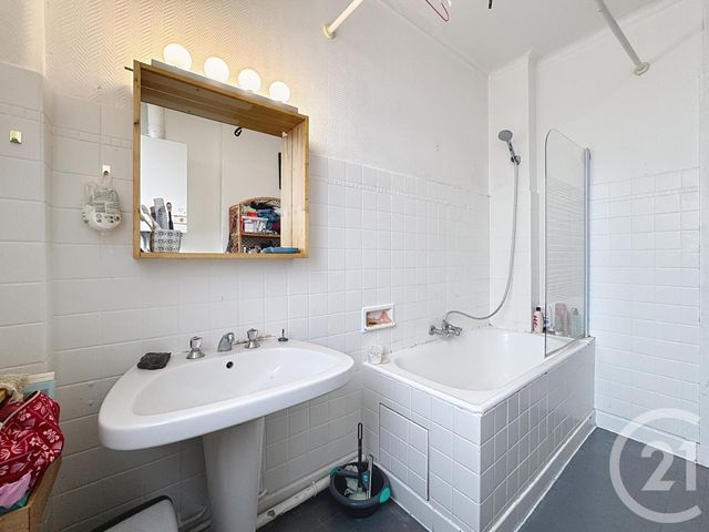 Appartement T3 à vendre - 3 pièces - 69.4 m2 - BREST - 29 - BRETAGNE - Century 21 Associés Conseils Immobilier