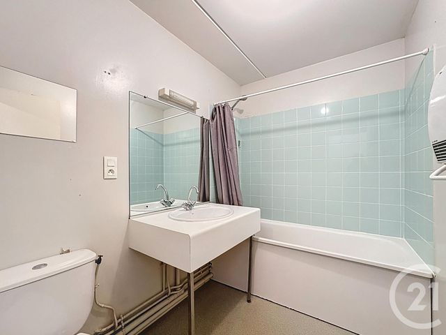 Appartement F1 à vendre - 2 pièces - 35.67 m2 - BREST - 29 - BRETAGNE - Century 21 Associés Conseils Immobilier