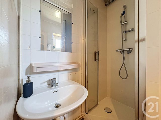 Appartement T2 à vendre - 2 pièces - 50.7 m2 - BREST - 29 - BRETAGNE - Century 21 Associés Conseils Immobilier