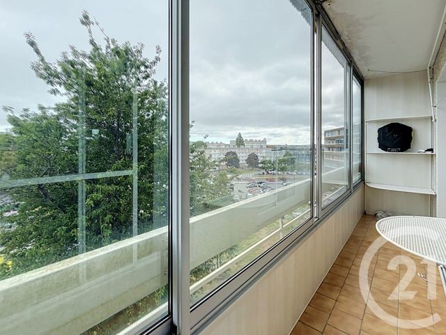 Appartement T2 à vendre - 2 pièces - 49.09 m2 - BREST - 29 - BRETAGNE - Century 21 Associés Conseils Immobilier