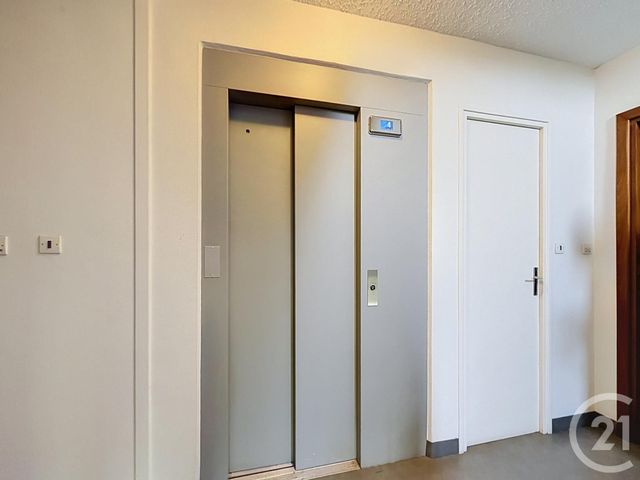 Appartement T3 à vendre - 3 pièces - 69.5 m2 - BREST - 29 - BRETAGNE - Century 21 Associés Conseils Immobilier