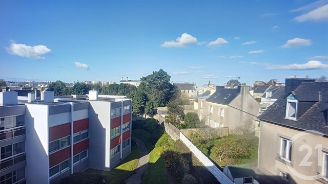 Afficher la photo en grand Appartement T5 à vendre - 5 pièces - 98.69 m2 - BREST - 29 - BRETAGNE - Century 21 Associés Conseils Immobilier